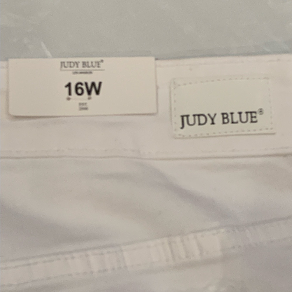 Judy Blue Skinny Fit Mid Rise White Destroyed Women's Jeans Size 16W - Picture 9 of 13